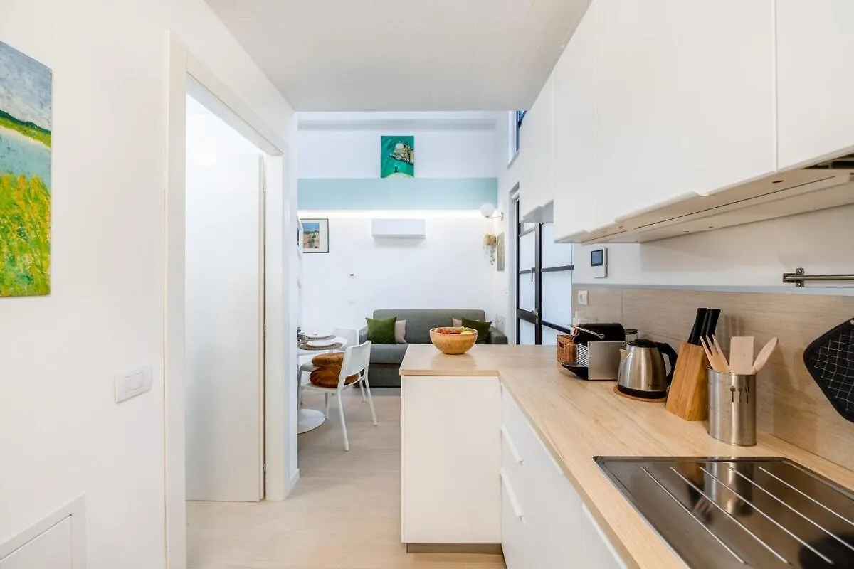 米兰Luminoso Loft - M5 Cagranda - Free Wi -Fi公寓 0*, 米兰 意大利